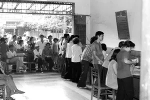 Thiếu đói khắp nơi...