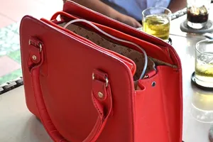 Tài xế taxi truy đuổi cướp ở Sài Gòn