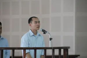 Cán bộ hứa giúp dân rồi 'cuỗm' 250 triệu bị phạt 7 năm 6 tháng tù