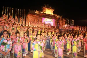 Bế mạc Festival nghề truyền thống Huế 2015