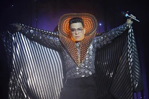 Những hình ảnh 'khó đỡ' của MC U60 Thanh Bạch