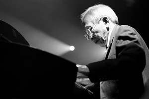 Nhạc sĩ Nguyễn Ánh 9 và những “phát ngôn” gây sốc