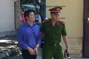 Một người nước ngoài giả danh công an lừa đảo