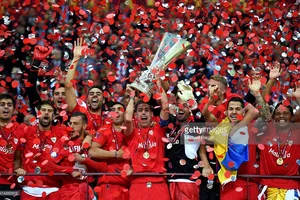 Sevilla 3-2 Dnipro: Chiến thắng xứng đáng cho “nhà vua”