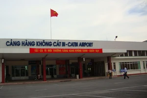 Đường băng sân bay Cát Bi gặp sự cố 