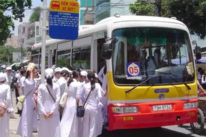 TP.HCM chấn chỉnh việc đưa đón học sinh bằng xe buýt