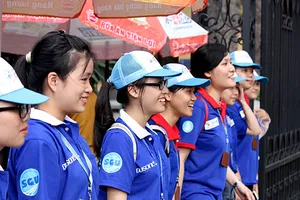 Ngắm vẻ đẹp những 'bóng hồng' mùa thi tuyển sinh