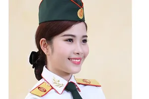 Hoa khôi được đặc cách vào hoa hậu Hoàn vũ từng đi chăn heo