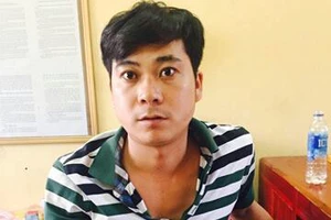 Đi nhậu về bị vợ mắng, chồng chém chết vợ