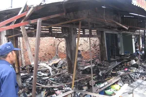 Cháy chợ, thiệt hại gần 700 triệu đồng