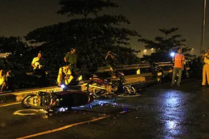 Việt kiều Mỹ bị xe tông trước đám cưới một ngày