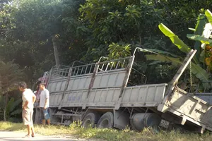 Xe tải cán khiến một phụ nữ tử vong tại chỗ