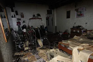 Thanh niên ngáo đá châm lửa đốt nhà suýt hại chết mẹ đẻ