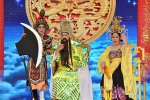 Những Ngọc hoàng 'hành hạ' Táo quân hơn chục năm 