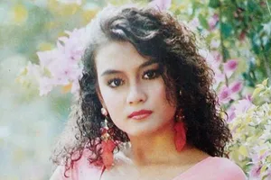 Vẻ đẹp mê hoặc của diễn viên 'siêu mẫu' đầu tiên Việt Nam