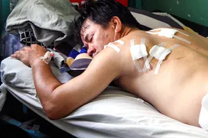 Truy sát chủ quán nhậu lúc nửa đêm