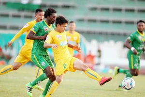 XSKT Cần Thơ - FLC Thanh Hóa: 5-2: Mưa gôn