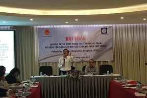 Bộ trưởng Phùng Xuân Nhạ: ‘Giáo dục con người không thể nóng vội, chắp vá’