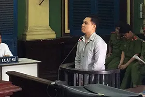 Va quẹt giao thông, Việt kiều Mỹ gây án lãnh 7 năm tù