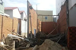 Bình Định: Sập giàn giáo 8 người thương vong