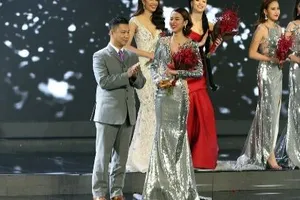 Phí Phương Anh - học trò Hà Hồ đoạt quán quân The Face 2016