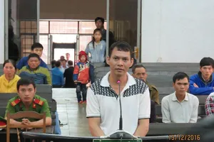 Bị xúc phạm, bố vợ đâm chết con rể