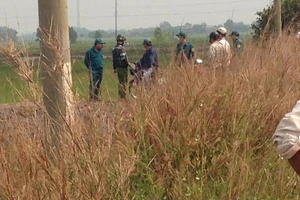 Kinh hoàng thi thể bị đốt cháy cạnh xe tay ga ở Củ Chi