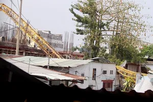 Thông tin mới nhất vụ sập cần cẩu ở quận 12