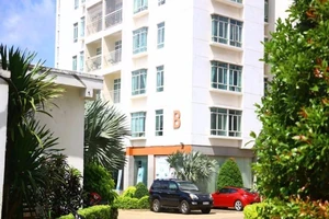 Nam thanh niên rơi từ tầng 11 chung cư tử vong