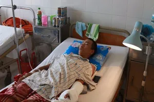 Bị chém lìa tay trong tiệm Internet