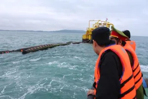 Ống dẫn dầu 40 tỉ của Dung Quất mất tích trên biển