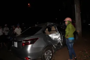 Ô tô tông xe máy, 4 người thương vong