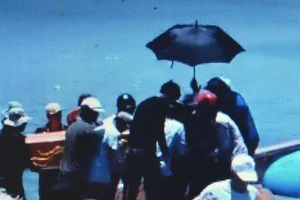 Đưa thi thể 3 ngư dân bị nạn trên biển Hoàng Sa về quê an táng