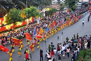 Tết Nguyên tiêu ở Chợ Lớn, ngày Thơ bị hủy vì dịch Corona