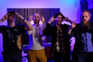 Ghen Cô Vy được nhóm nhạc Mỹ cover để chống dịch COVID-19