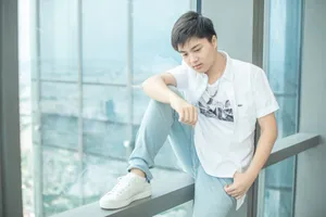 Ngắm cậu bé 15 tuổi nặng 90 kg giảm cân ngoạn mục sau 8 tháng 