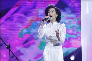 Minh Tuyết khen Khánh Hòa 'bản sao Thái Thanh' là ngôi sao