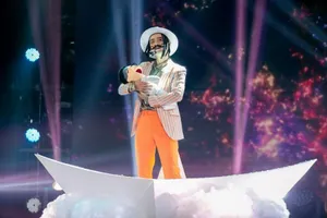 Thanh Duy idol chiến thắng sít sao trước Quân A.P tại The Heroes