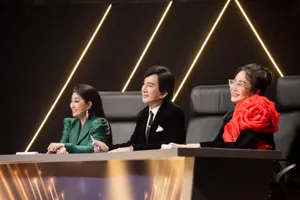 NSƯT Kim Tử Long xúc động kể chuyện được NSƯT Thanh Kim Huệ dìu dắt