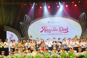 Mãi tự hào về một “Mùa thu lịch sử”