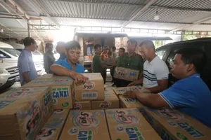 8.000 thùng sản phẩm Number 1 tiếp sức đồng bào vùng lũ