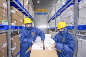 Giám đốc Sở Y tế TP.HCM đánh giá cao khi VNVC tiêm nhiều vắc xin sởi nhất trong ngày đầu chiến dịch tăng cường