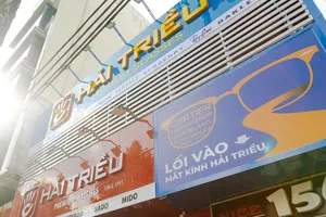 Kính Hải Triều - Thương hiệu mắt kính cao cấp 100% an tâm