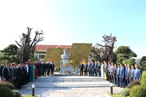 TKV dâng hương tại các di tích nhân ngày Truyền thống ngành Than 