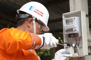 Người công nhân yêu nghề và say mê sáng kiến