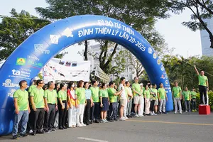 Chương trình Đi bộ từ thiện Đinh Thiện Lý 2025 vận động được 3,4 tỷ đồng cho người nghèo đón Tết
