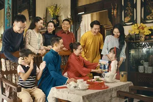 Cha mẹ có sức khỏe là Tết trọn niềm vui