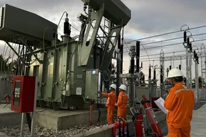 Đóng điện hàng loạt công trình lưới điện điện 110kV tại các tỉnh phía Nam