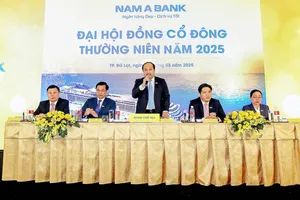 Nam A Bank tăng vốn điều lệ hơn 18.000 tỉ đồng, phát hành 2.000 tỉ đồng trái phiếu chuyển đổi