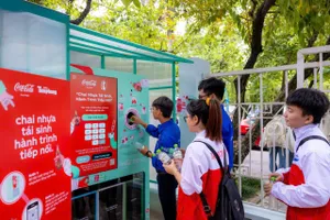 Coca-Cola mở rộng chương trình ‘Chai nhựa tái sinh, hành trình tiếp nối’ ra Hà Nội